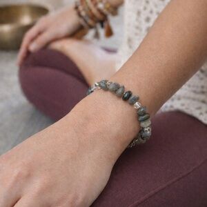 Handmade Labradorite & Clear Quartz Bracelet Silver Tone